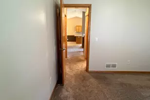 7776 Large Ave NE, Albertville, MN 55301 - Photo 15