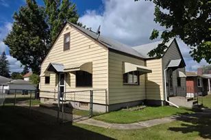 629 3rd St, Nashwauk, MN 55769 - Photo 3