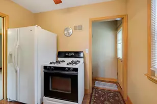 568 Spring St, Mendota Heights, MN 55118 - Photo 9