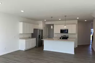 17980 Genoa Dr, Lakeville, MN 55044 - Photo 11