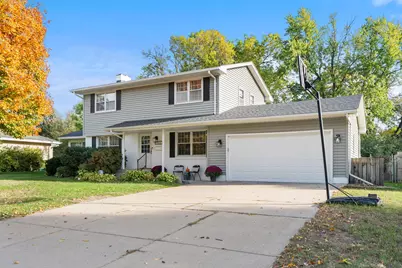 4401 78th Avenue N, Brooklyn Park, MN 55443 - Photo 11