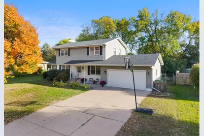 4401 78th Avenue N, Brooklyn Park, MN 55443 - Photo 9
