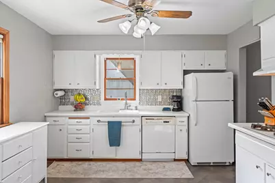 4401 78th Avenue N, Brooklyn Park, MN 55443 - Photo 29