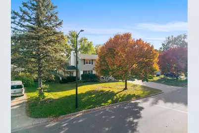 4401 78th Avenue N, Brooklyn Park, MN 55443 - Photo 5