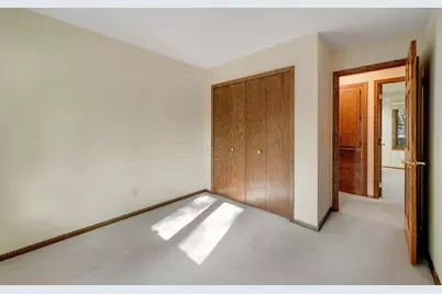 9716 Oxborough Road, Bloomington, MN 55437 - Photo 19