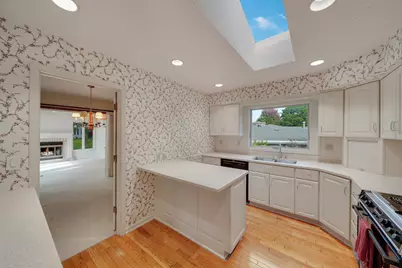 9716 Oxborough Road, Bloomington, MN 55437 - Photo 11