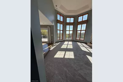9405 Wedgewood Drive, Woodbury, MN 55125 - Photo 5