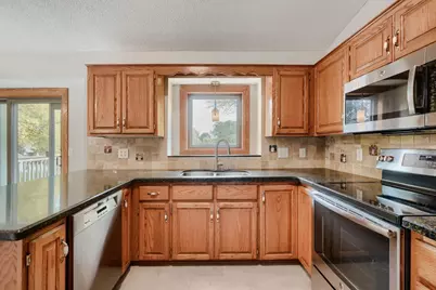 1317 Schooner Court, Woodbury, MN 55125 - Photo 9