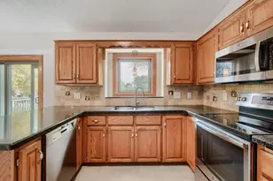 1317 Schooner Ct, Woodbury, MN 55125 - Photo 9