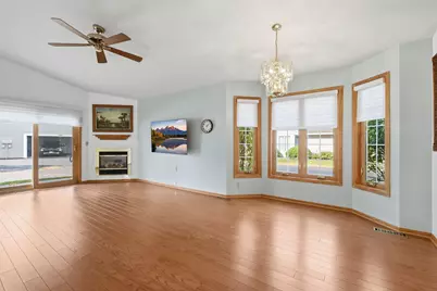 1903 Granite Avenue N, Oakdale, MN 55128 - Photo 9