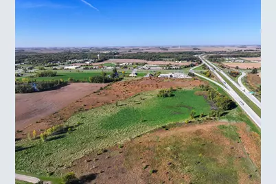 11890 390th Avenue, Blue Earth, MN 56013 - Photo 9