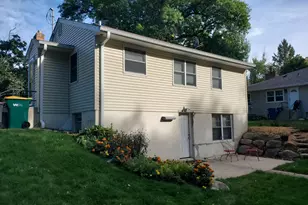 5530 Wedgewood Dr, Shorewood, MN 55331 - Photo 3