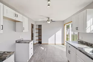 5206 Xerxes Ave N, Minneapolis, MN 55430 - Photo 9