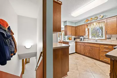 911 Neal Avenue SW, Hutchinson, MN 55350 - Photo 45