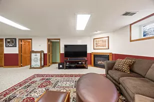 911 Neal Ave SW, Hutchinson, MN 55350 - Photo 49