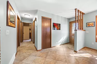 911 Neal Avenue SW, Hutchinson, MN 55350 - Photo 19