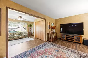 911 Neal Ave SW, Hutchinson, MN 55350 - Photo 23