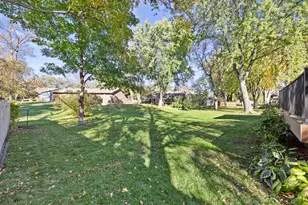 911 Neal Ave SW, Hutchinson, MN 55350 - Photo 67