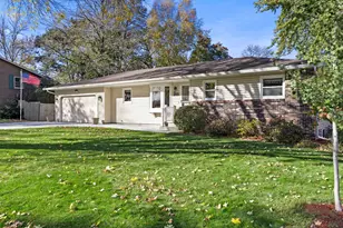 911 Neal Ave SW, Hutchinson, MN 55350 - Photo 13