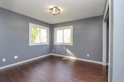 211 S Webster Street, Kasota, MN 56050 - Photo 17