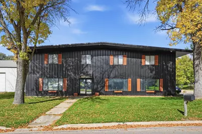 1600 11th Avenue NE, Willmar, MN 56201 - Photo 3
