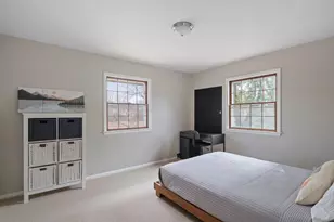 355 Margaret Cir, Wayzata, MN 55391 - Photo 53
