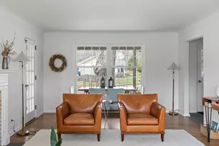 355 Margaret Cir, Wayzata, MN 55391 - Photo 11