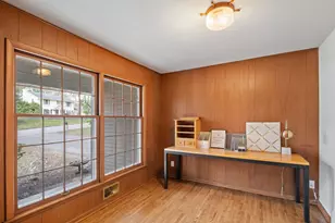 355 Margaret Cir, Wayzata, MN 55391 - Photo 31