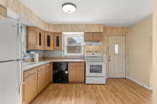 5254 Kentucky Ave N, Crystal, MN 55428 - Photo 13