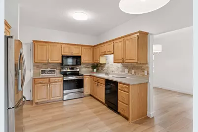 1301 Stratton Court, Chanhassen, MN 55317 - Photo 5