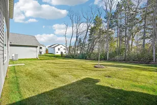 810 Spruce St N, Cambridge, MN 55008 - Photo 25