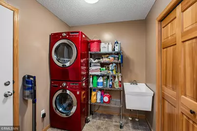 1089 Hewitt Boulevard, Red Wing, MN 55066 - Photo 21