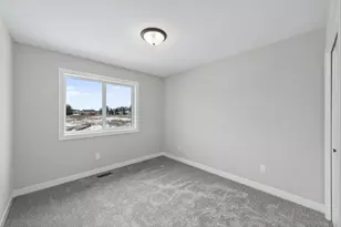38653 Hawthorne Ave, North Branch, MN 55056 - Photo 19