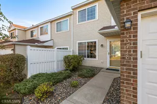 15718 Lower Fjord Way, Apple Valley, MN 55124 - Photo 19