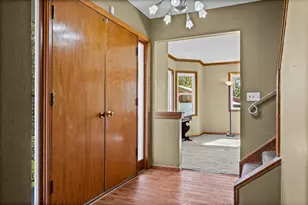 705 S 2nd St, La Crescent, MN 55947 - Photo 29