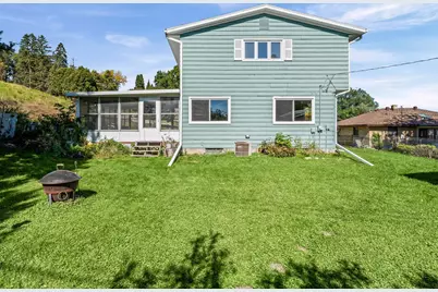 705 S 2nd Street, La Crescent, MN 55947 - Photo 25