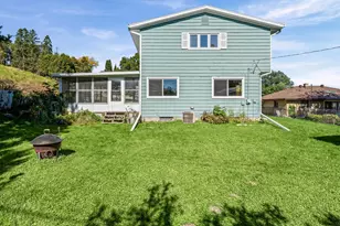 705 S 2nd St, La Crescent, MN 55947 - Photo 25