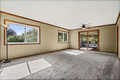 705 S 2nd Street, La Crescent, MN 55947 - Photo 27