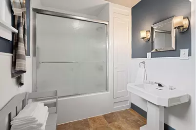911 6th Street NW, Austin, MN 55912 - Photo 13
