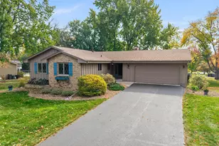 8365 Heather Ave, Eden Prairie, MN 55347 - Photo 3