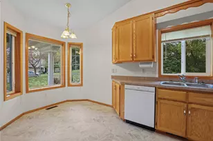 11027 Lincoln Ct NE, Blaine, MN 55434 - Photo 13