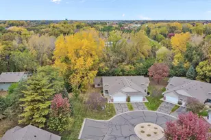11027 Lincoln Ct NE, Blaine, MN 55434 - Photo 5