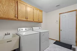 11027 Lincoln Ct NE, Blaine, MN 55434 - Photo 21