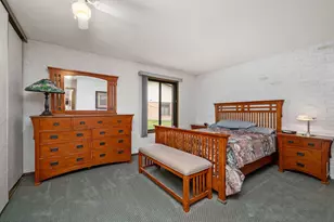 1070 Zanzibar Ln N, Plymouth, MN 55447 - Photo 17