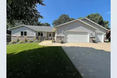 126 Linden Avenue, Alexandria, MN 56308 - Photo 1