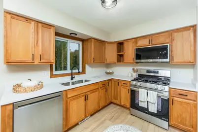 6908 64th Avenue N, Brooklyn Park, MN 55428 - Photo 3