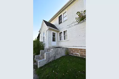 417 W 2nd Street, Zumbrota, MN 55992 - Photo 19