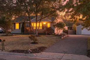 519 Doris Ave, Shoreview, MN 55126 - Photo 1