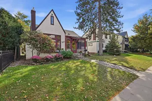 442 Mount Curve Blvd, Saint Paul, MN 55105 - Photo 29