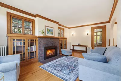 442 Mount Curve Boulevard, Saint Paul, MN 55105 - Photo 11